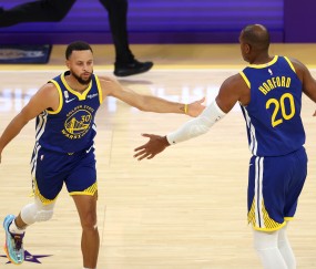 betvictor伟德(中国)唯一官方网站-库里：霍福德上场就能帮助我们 在最近一些胜利中扮演了关键角色