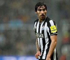 betvictor伟德(中国)唯一官方网站-全市场：纽卡在2023年从超过100名球员里，选中托纳利和巴雷拉